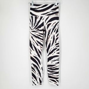 Fabletics Ultra High Waist Pure Luxe 7/8 Leggings Tie Dye Print Small